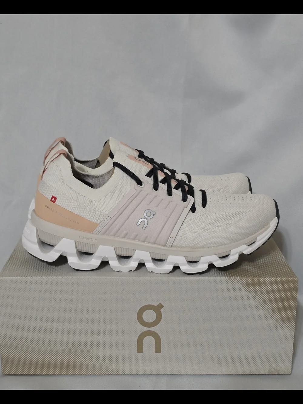 ON Cloudswift 3 'Ivory Rose' Running Shoes US Women Size 11 (NWOT)